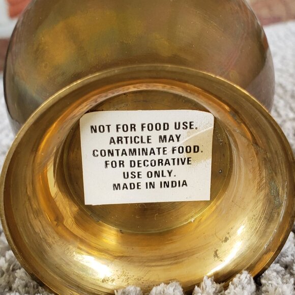 Cute Vintage Small Brass Urn - Picture 3 of 8